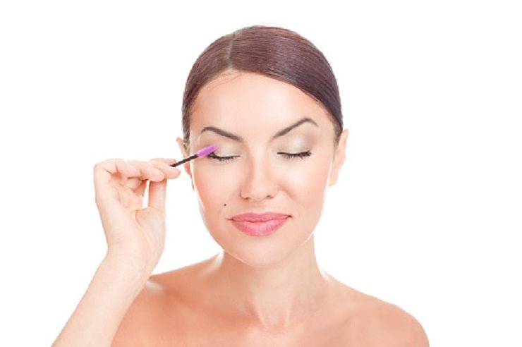 Tips For Using An Eyelash Serum